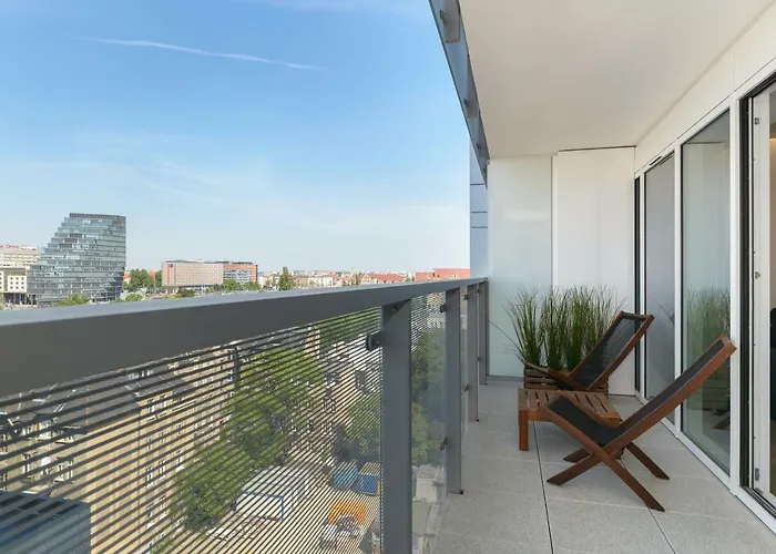 Perfectely Located With Free Parking Apartament Poznań