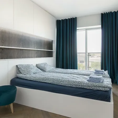 Perfectely Located With Free Parking Apartment